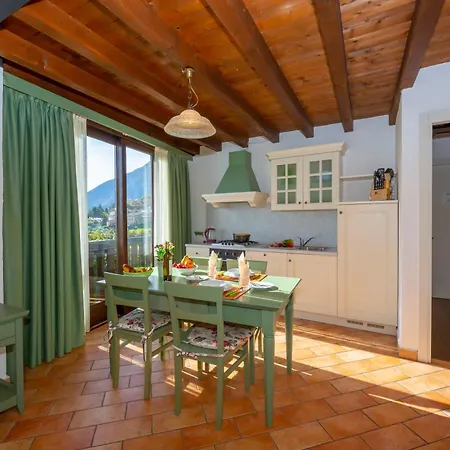 Apartment Liano Gargnano