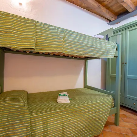 Liano Apartment *