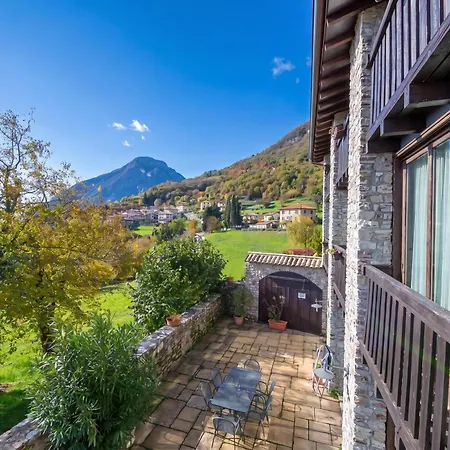 Lägenhet Liano