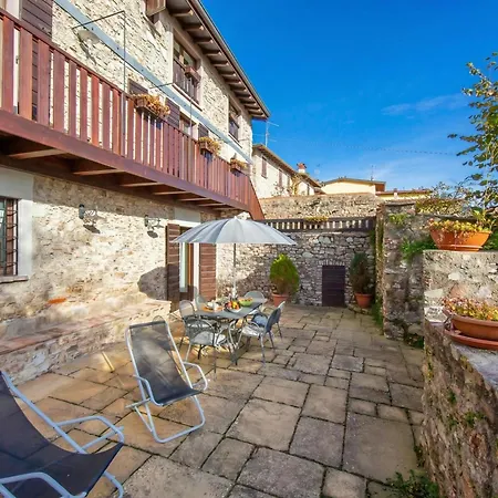 Liano Gargnano